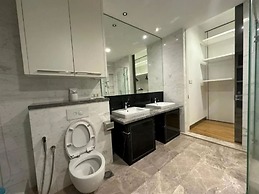 The Platinum KLCC by Moonlight