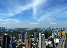The Platinum KLCC by Moonlight