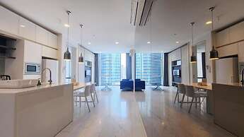 The Platinum KLCC by Moonlight