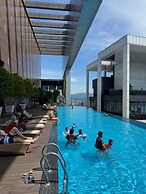 The Platinum KLCC by Moonlight