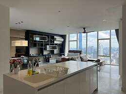 The Platinum KLCC by Moonlight