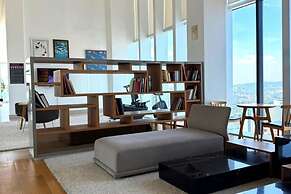 The Platinum KLCC by Moonlight