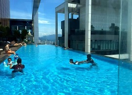 The Platinum KLCC by Moonlight