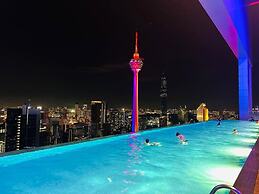 The Platinum KLCC by Moonlight