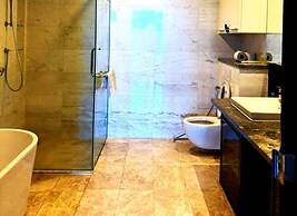 The Platinum KLCC by Moonlight