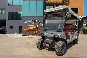 Moose Easy Hotel