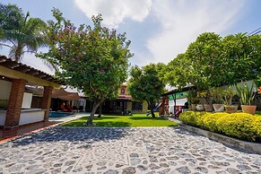 Family house in Oaxtepec Pool & Hot tub