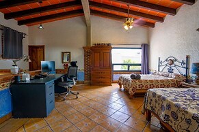 Family house in Oaxtepec Pool & Hot tub