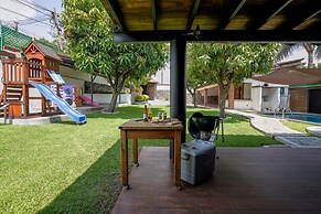 Family house in Oaxtepec Pool & Hot tub
