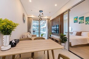 Linh's House - The Song Apartment