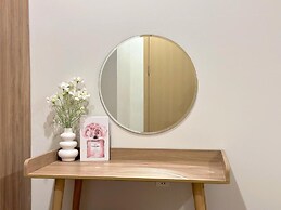 Linh's House - The Song Apartment