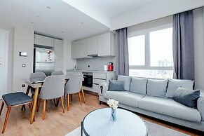 lUX RESIDENCE IN HIGH FLOOR
