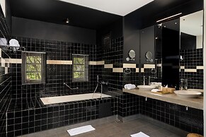 Ayugiri Ayurveda Wellness Resort