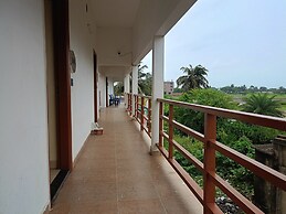 Ricardo Beach Resort