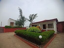 Ricardo Beach Resort