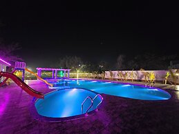 Ricardo Beach Resort