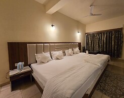 Ricardo Beach Resort