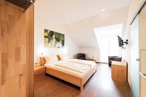 Weingut & Gästehof Borst