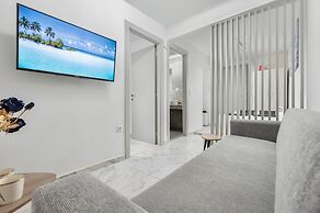 Premium Jacuzzi Suite at the City Center