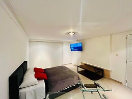 Venator House Boutique