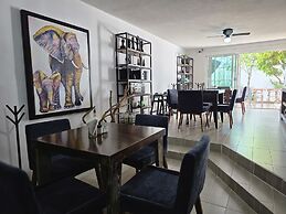 Venator House Boutique