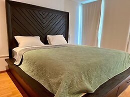 Venator House Boutique