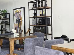 Venator House Boutique