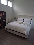 Cosy 2 Bedroom Apartment in a Prominent Area of East London Nahoon