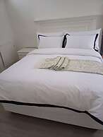 Cosy 2 Bedroom Apartment in a Prominent Area of East London Nahoon