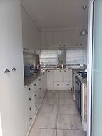 Cosy 2 Bedroom Apartment in a Prominent Area of East London Nahoon