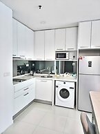 Summer suites klcc By Regal Homes