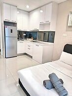 Summer suites klcc By Regal Homes