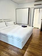 Summer suites klcc By Regal Homes