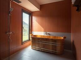 AiLee Villa & Hotel Tamcoc