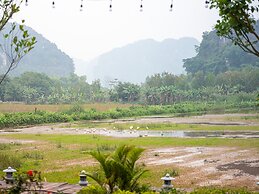 AiLee Villa & Hotel Tamcoc