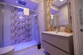Luxury Rooms Hotel