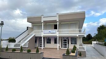 Luxury Rooms Hotel
