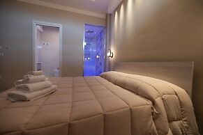 Luxury Rooms Hotel