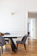 SJR Luxury Apartment Trevi Fountain