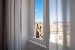 SJR Luxury Apartment Trevi Fountain