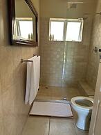 Stunning 2 bed With Pool - 2275