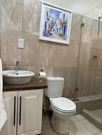 Stunning 2 bed With Pool - 2275