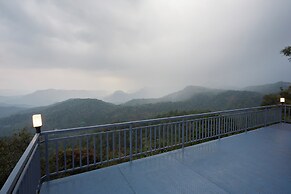 ERA Resort by Stride