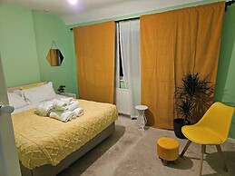 Entire Treasure of Nottingham