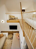 MARSHAL CLUB HOTEL