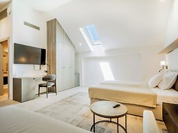 MARSHAL CLUB HOTEL