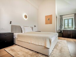 MARSHAL CLUB HOTEL