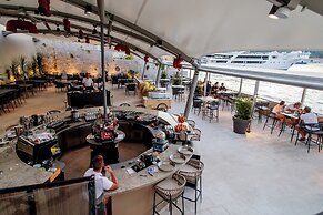 MARSHAL CLUB HOTEL