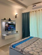 Kashu Studio Apartments