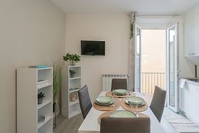 Zezio 44 in Como With 2 Bedrooms and 1 Bathrooms